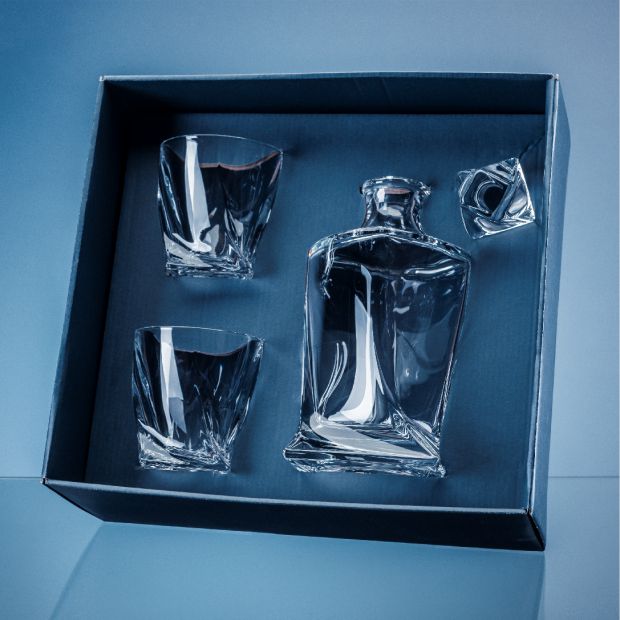 Crystal Galleries 3pc 0.85ltr Quadro Crystalite Whisky Set supplied in a Gift Box ( decoration not supplied) (8215769055450)