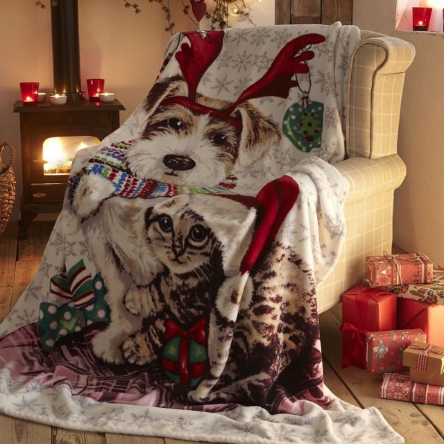 Harwoods Ivy & Snowy Fleece Throw-130 x 170cm. (8061203644634)