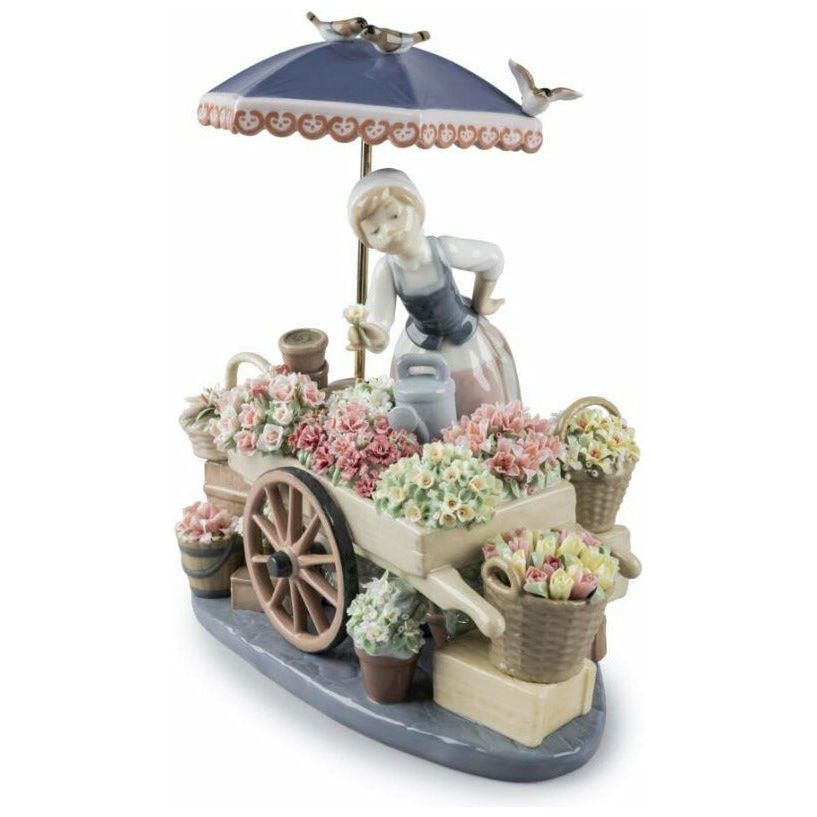 Lladro Flowers of the season Figurine (5869473693864)